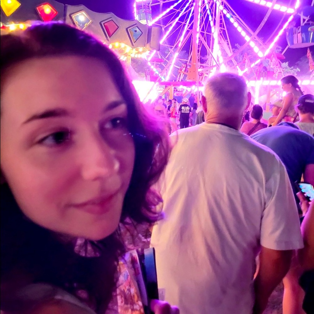 Meet your Posher, Marina
